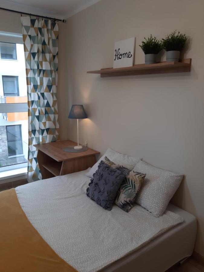 Appartamento Apartament Debowy Z Miejscem Parkingowym Stary Toruń Esterno foto