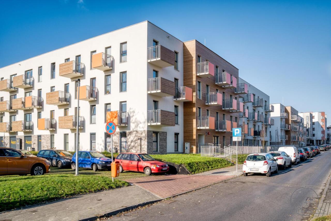 Appartamento Apartament Debowy Z Miejscem Parkingowym Stary Toruń Esterno foto